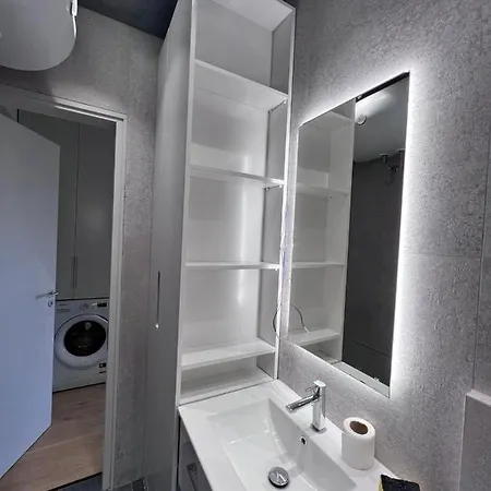 Alexander Adriatic Vip * Durrës